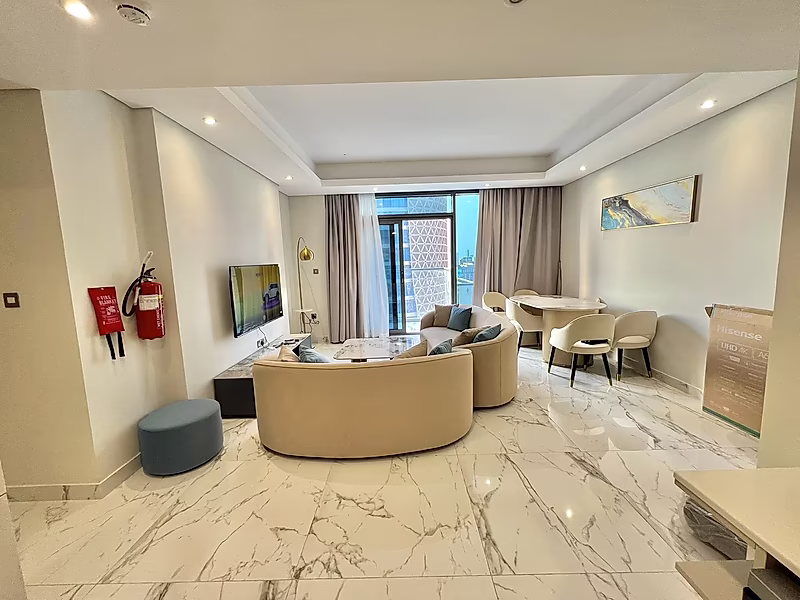 BRAND NEW 2 BEDROOM APARTMENT IN LUSAIL MARINA - Photo 1