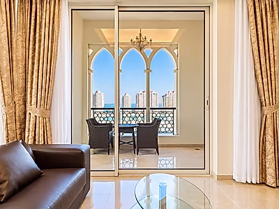 SEA VIEWS 2-BEDROOM FURNISHED | HIGH FLOOR | INCLUDING BILLS