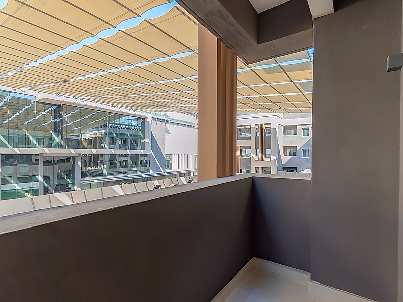 FULLY FURNISHED 1BR APARTMENT IN WEST WALK | BILLS INCLUDED - Photo 9