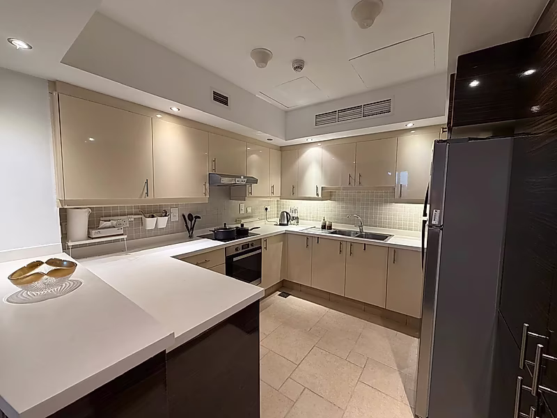 FULLY FURNISHED 3 BEDROOMS  l  QANAT QUARTIER - Photo 8