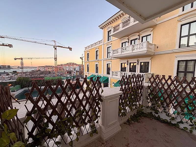 FULLY FURNISHED 3 BEDROOMS  l  QANAT QUARTIER - Photo 31
