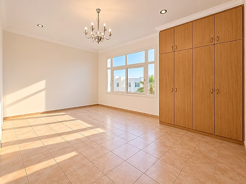 PREMIUM 3-BEDS+ MAID FAMILY VILLA IN AIN KHALED | CLUBHOUSE AMENITIES - Photo 5