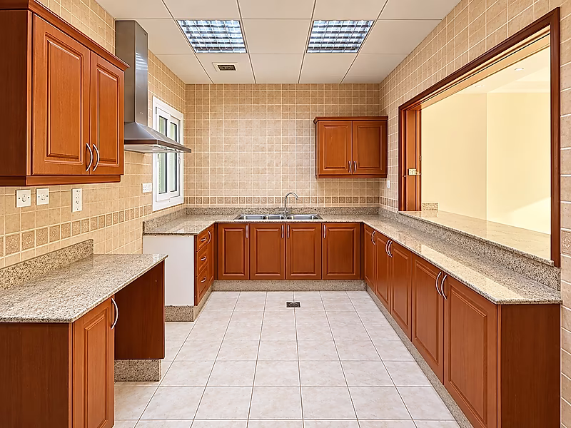 PREMIUM 3-BEDS+ MAID FAMILY VILLA IN AIN KHALED | CLUBHOUSE AMENITIES - Photo 22