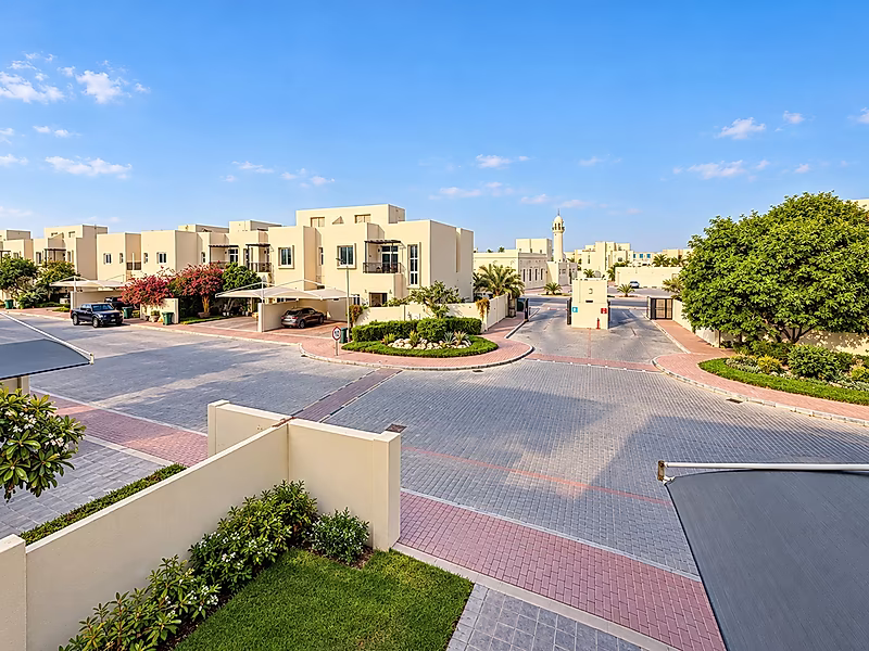 PREMIUM 3-BEDS+ MAID FAMILY VILLA IN AIN KHALED | CLUBHOUSE AMENITIES - Photo 24