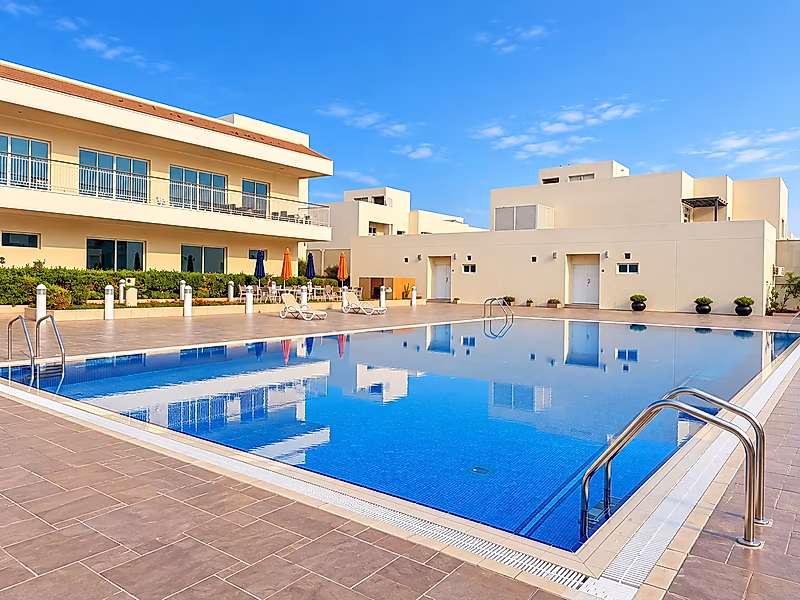 PREMIUM 3-BEDS+ MAID FAMILY VILLA IN AIN KHALED | CLUBHOUSE AMENITIES - Photo 36