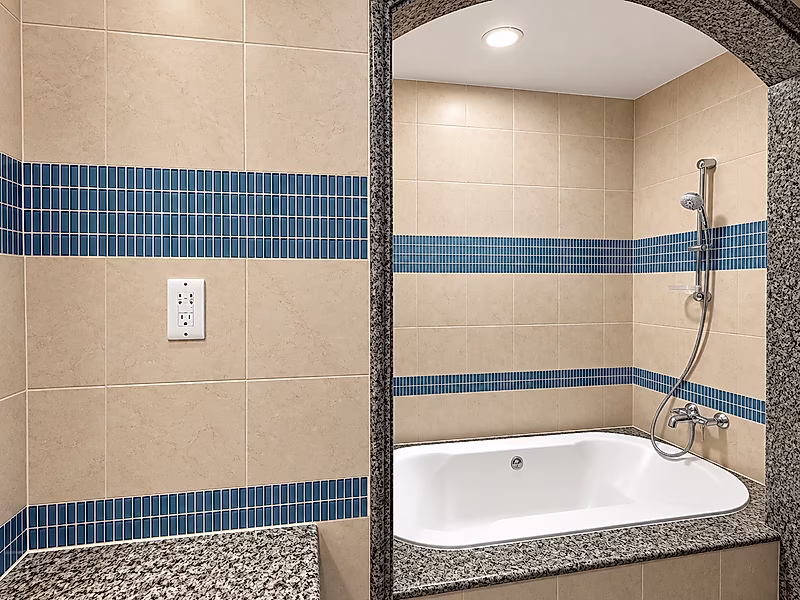 COZY SPACIOUS 1BEDROOM SF APARTMENT| PORTO - Photo 9