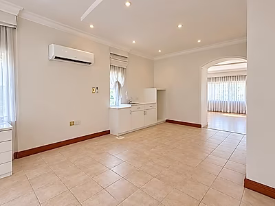 878 SQM Family Villa with Multiple Annexes | New Salata
