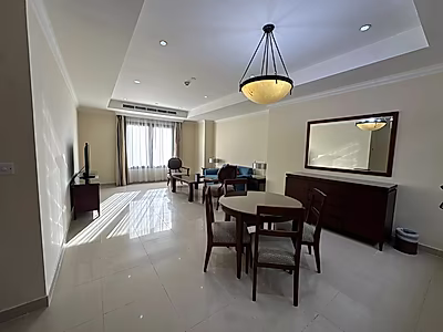 STYLISH 1 BEDROOM | CHIC URBAN LIVING