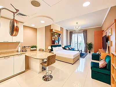 UNBEATABLE SEA VIEWS | STUDIO WITH BALCONY | PEARL