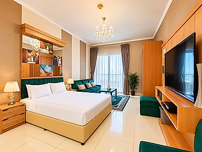 UNBEATABLE SEA VIEWS | STUDIO WITH BALCONY | PEARL