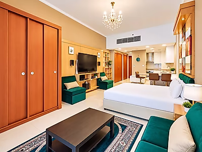 UNBEATABLE SEA VIEWS | STUDIO WITH BALCONY | PEARL