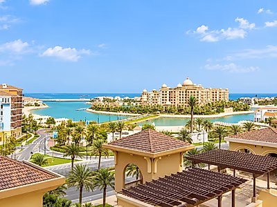 FULLY FURNISHED STUDIO IN PORTO ARABIA | BILLS INCLUDED