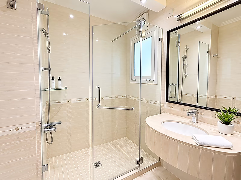 2-BEDROOM LUXURY LIVING | PREMIUM AMENITIES - Photo 11