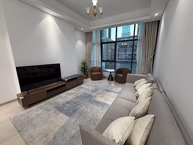 MODERN 2 BEDROOMS | BRIGHT & SPACIOUS - Photo 3