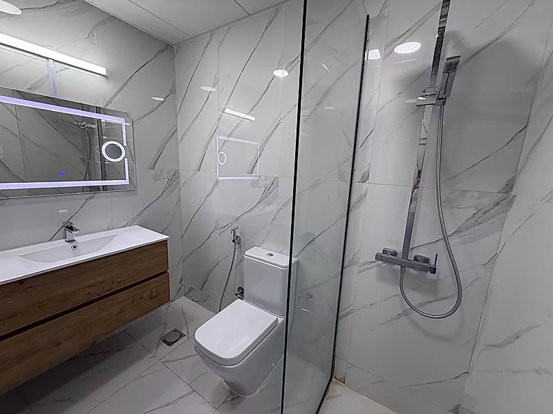 MODERN 2 BEDROOMS | BRIGHT & SPACIOUS - Photo 18
