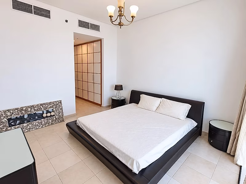 CHIC 1-BED APARTMENT WITH SERENE AMBIANCE - Photo 5