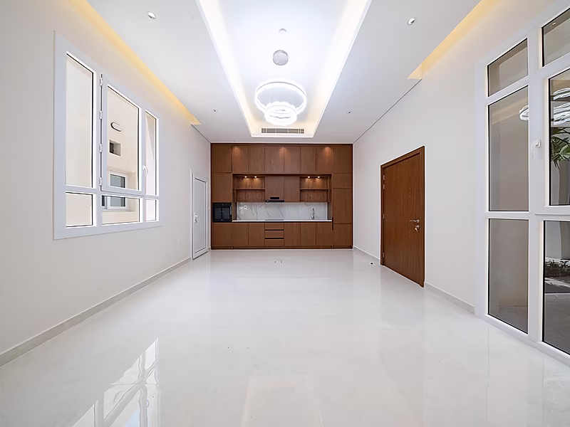Modern Ready-to-Move Villa for Sale in Mreikh | Luxury Design & Spacious Layout - Photo 25