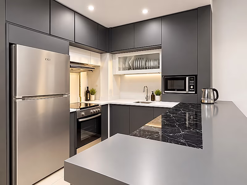 CHIC 1BR | ELEGANT INTERIOR FINISHES - Photo 2