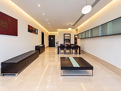 FULLY FURNISHED 2-BEDROOM + MAID | WEST BAY - Photo 2