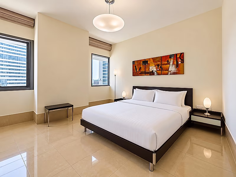 FULLY FURNISHED 2-BEDROOM + MAID | WEST BAY - Photo 6