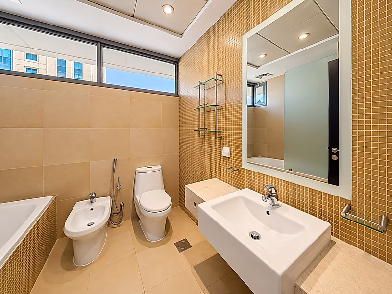 FULLY FURNISHED 2-BEDROOM + MAID | WEST BAY - Photo 12