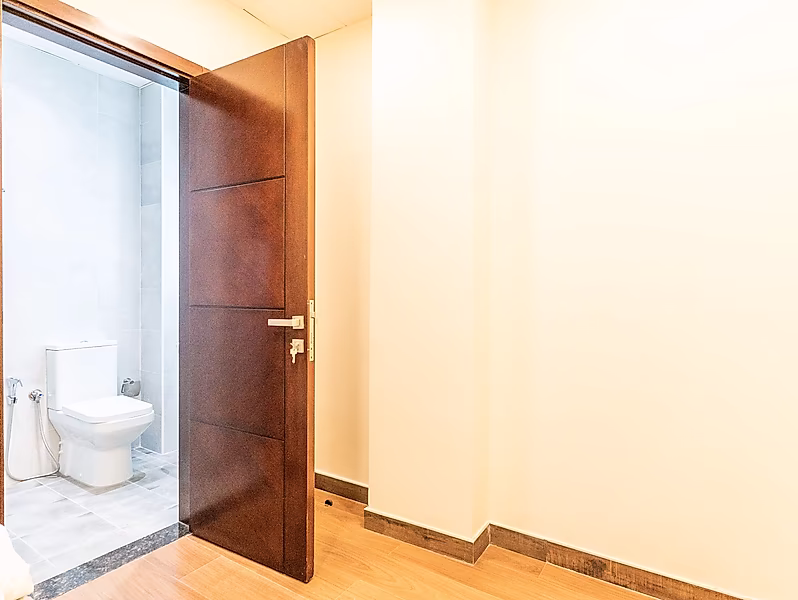 LUXURIOUS 3-BEDROOM APARTMENT WITH MAID'S ROOM IN GIARDINO - Photo 9