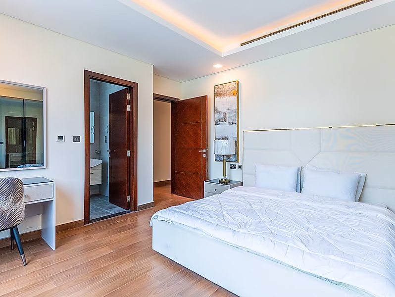 LUXURIOUS 3-BEDROOM APARTMENT WITH MAID'S ROOM IN GIARDINO - Photo 11