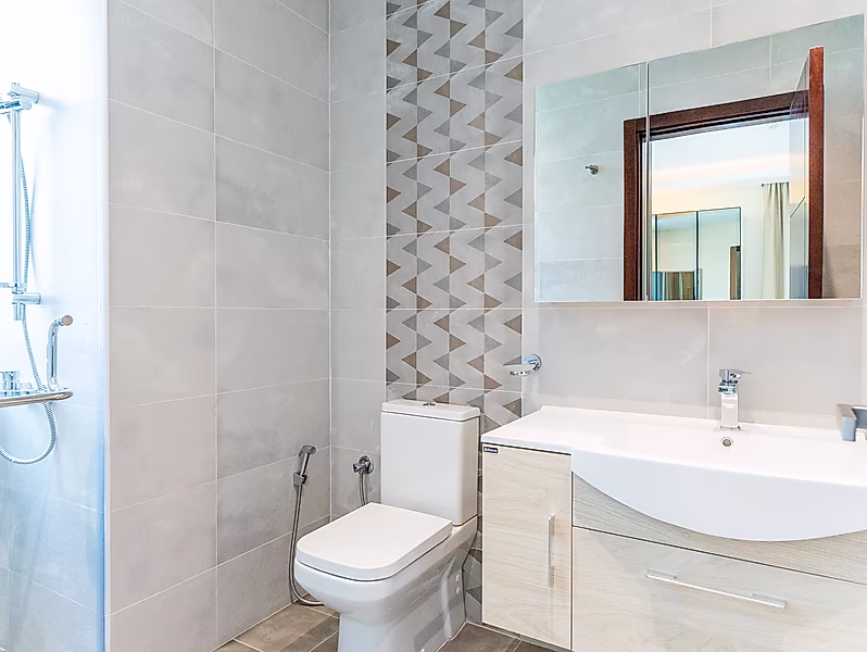 LUXURIOUS 3-BEDROOM APARTMENT WITH MAID'S ROOM IN GIARDINO - Photo 12
