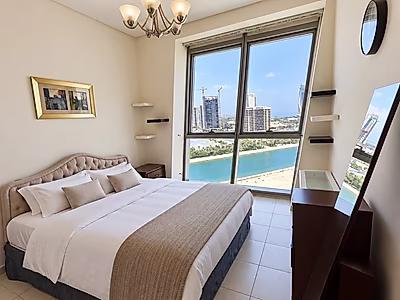 CHARMING 2BR APARTMENT WITH MODERN TOUCHES