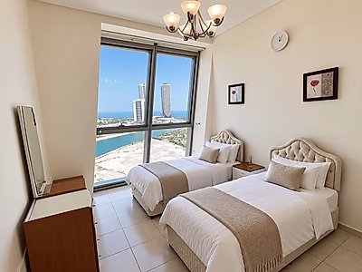 CHARMING 2BR APARTMENT WITH MODERN TOUCHES