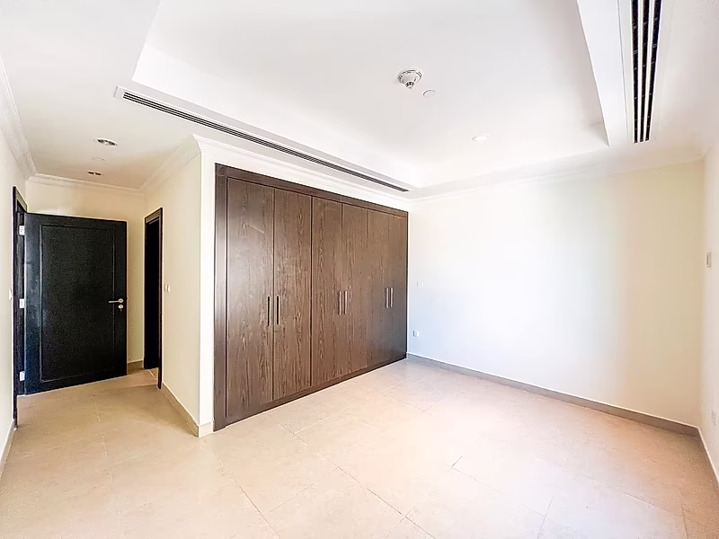 ONE-BEDROOM APARTMENT WITH POOL VIEW – PORTO ARABIA - Photo 8