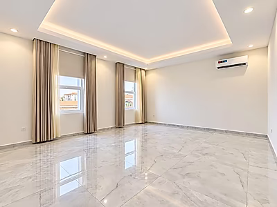 OPULENT FAMILY VILLA | SPACIOUS & ELEGANT