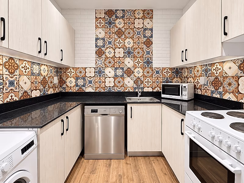 SPACIOUS 1BR | FULLY FURNISHED | UTILITIES INCLUDED - Photo 4