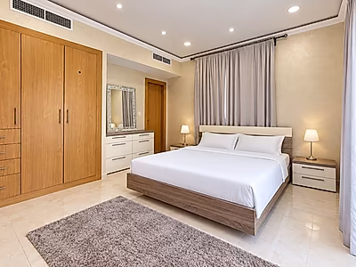 CHIC 1BR APARTMENT WITH DUAL BATHROOMS