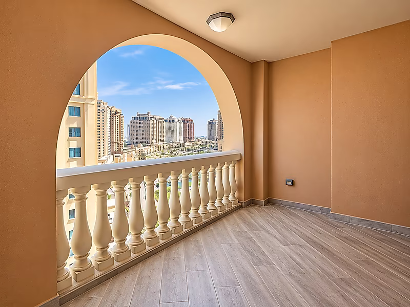 STUNNING FULLY FURNISHED 1BHK IN PORTO ARABIA - Photo 8