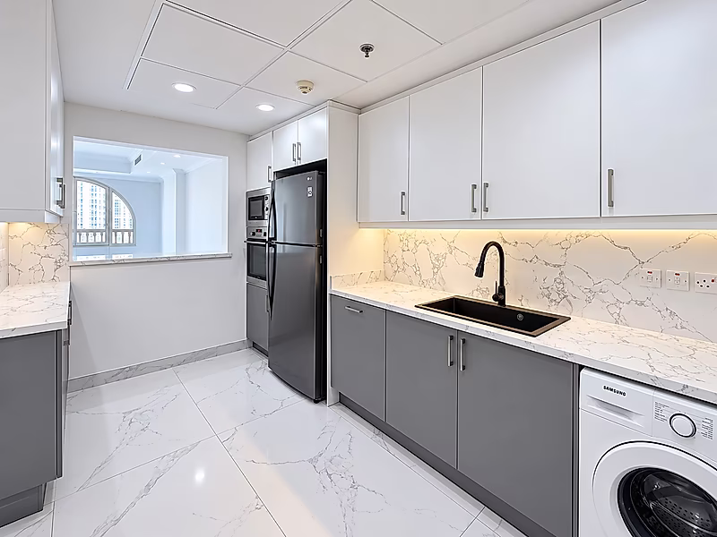 FULLY RENOVATED 2 BED SF | PORTO ARABIA - Photo 4