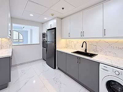 FULLY RENOVATED 2 BED SF | PORTO ARABIA