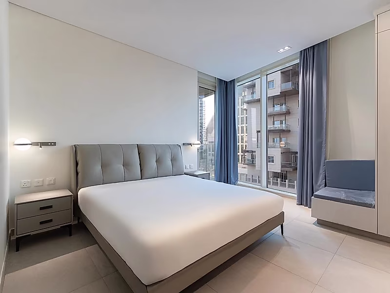 ELEVATED 2 BEDROOM APARTMENT IN THE HEART OF LUSAIL MARINA BILLS INCL - Photo 4