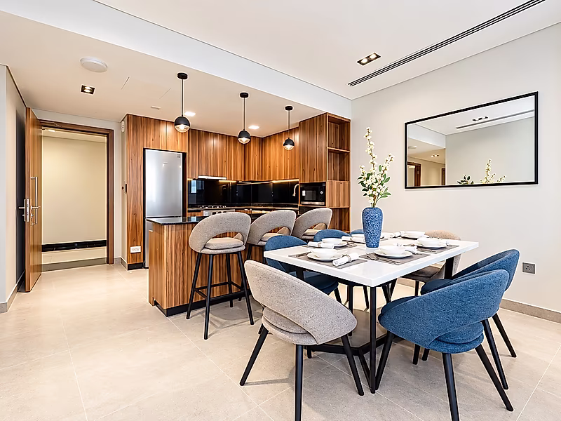 LUXURY 3BR + MAID | FULLY FURNISHED | BILLS INCLUDED | LUSAIL - Photo 2