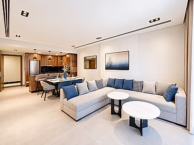 LUXURY 3BR + MAID | FULLY FURNISHED | BILLS INCLUDED | LUSAIL - Photo 3