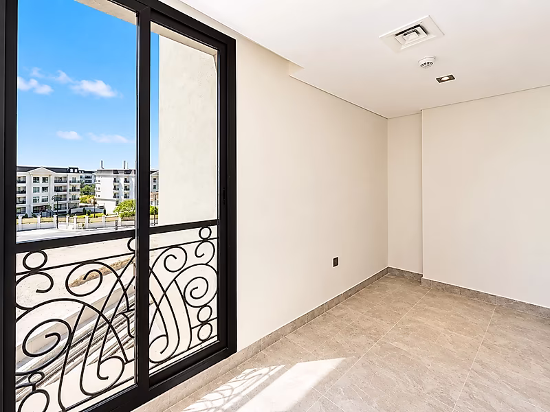 LUXURY 3BR + MAID | FULLY FURNISHED | BILLS INCLUDED | LUSAIL - Photo 6