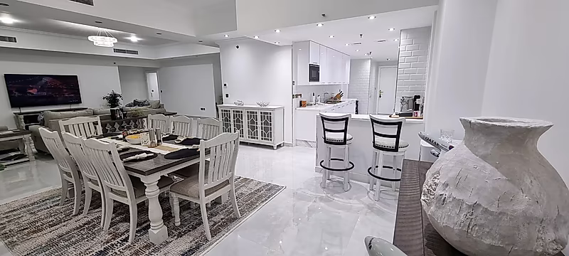 CONTEMPORARY ELEGANCE | 3BR+MAIDS APARTMENT - Photo 7