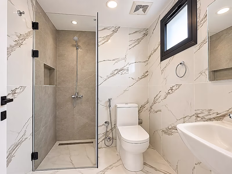 Brand-New Residential Building for Sale in Al Mansoura, Doha - Photo 7