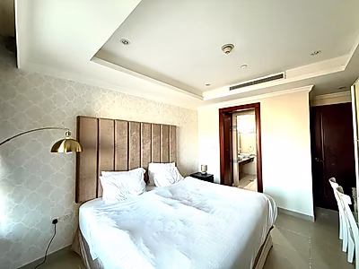 Rare Privacy & Expansive Balcony | 2BR Townhouse, Porto Arabia - Photo 4