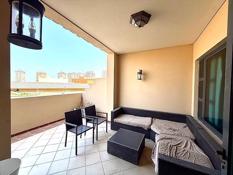 Rare Privacy & Expansive Balcony | 2BR Townhouse, Porto Arabia - Photo 13