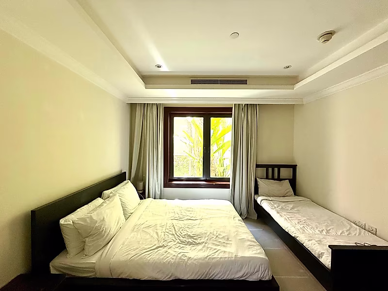 Rare Privacy & Expansive Balcony | 2BR Townhouse, Porto Arabia - Photo 19
