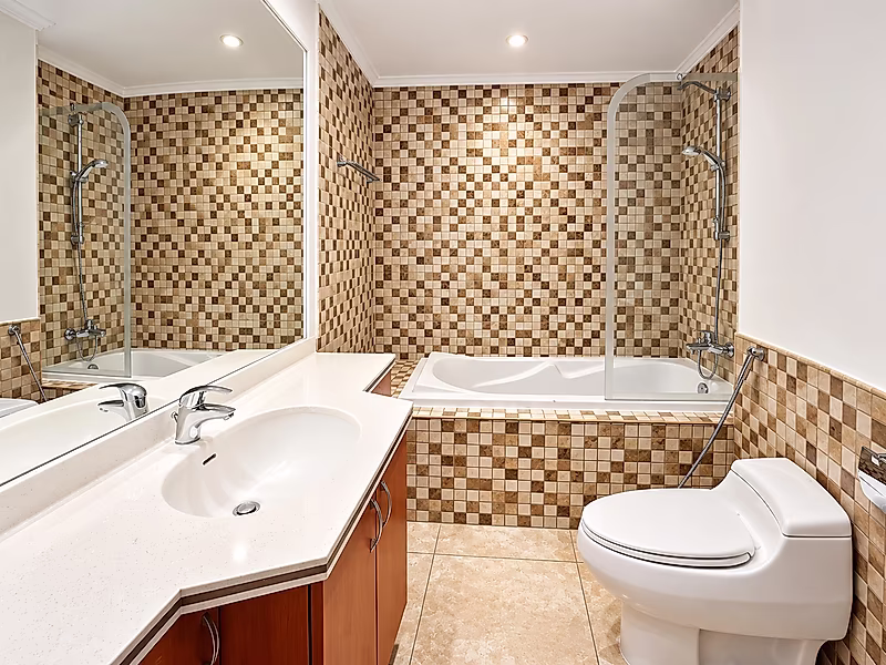 Luxury Living in Porto Arabia | 3BR with Balcony Views - Photo 4