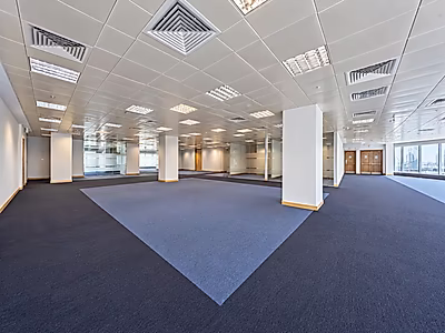 Premium 662 SQM Full-Floor Office in West Bay - Photo 2