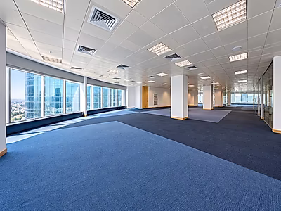 Premium 662 SQM Full-Floor Office in West Bay - Photo 3
