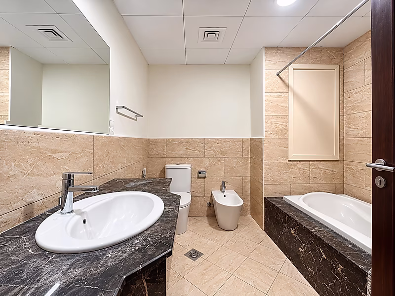 1BR Converted to 2BR Apartment in Porto Arabia, The Pearl – Qatar - Photo 13